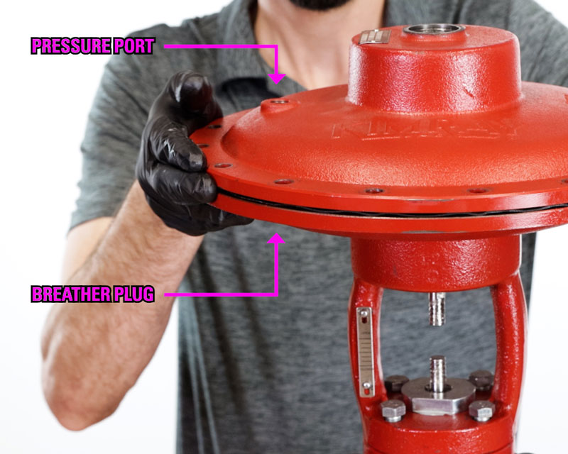 Align Pressure Port and Breather Plug Hole