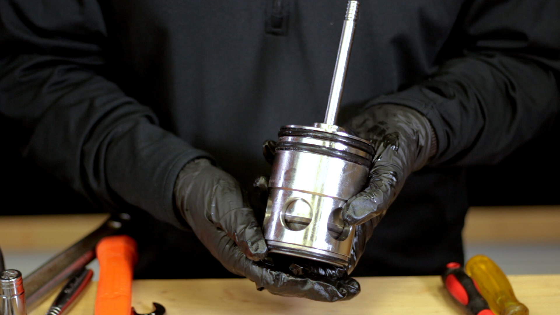 un ensamble completo para modelos guiada por jaula