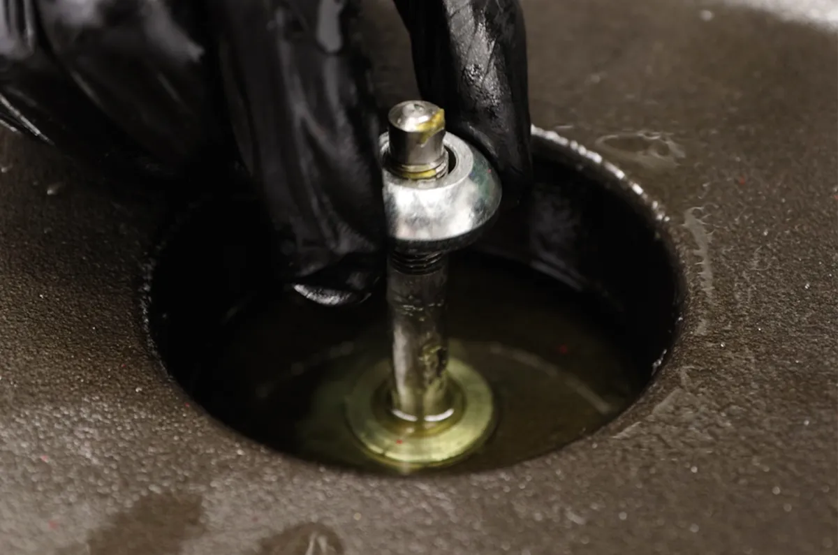 photo showing pivot placement